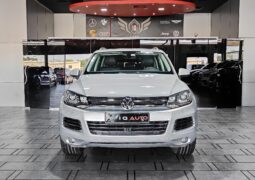 
										2015 VOLKSWAGEN TOUAREG SPORT full									