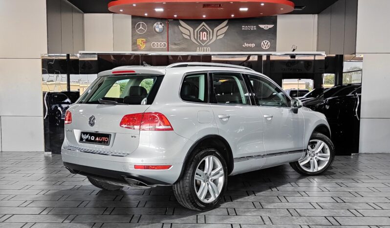 
								2015 VOLKSWAGEN TOUAREG SPORT full									