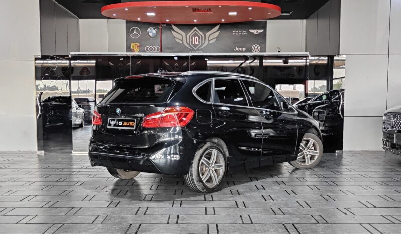 
								2015 BMW 2 SERIES  218i TOURER SPORT full									