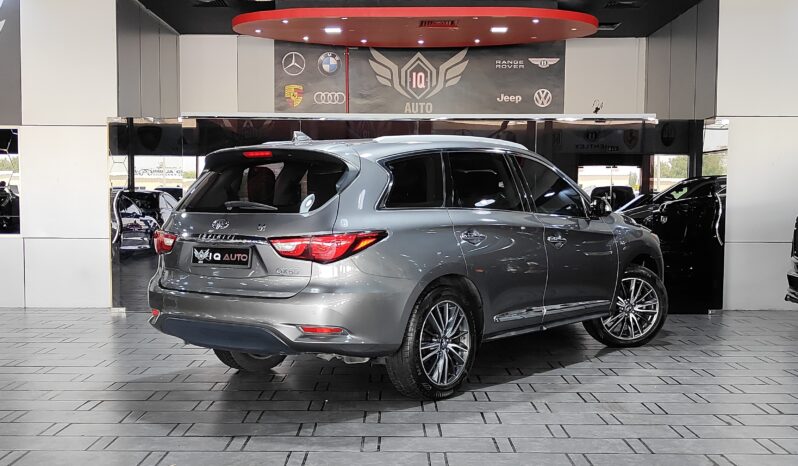 
								2016 INFINITI QX60 LUXURY full									