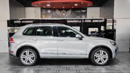 
										2015 VOLKSWAGEN TOUAREG SPORT full									