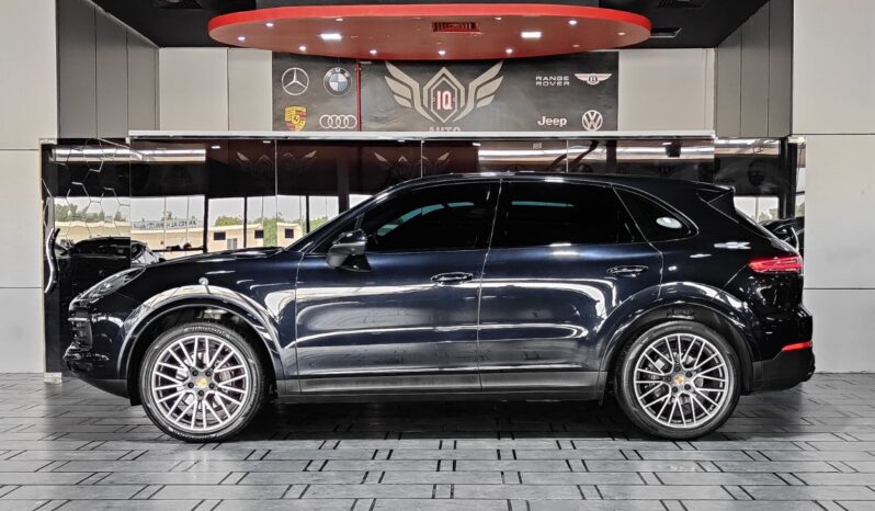 
								2020 PORSCHE CAYENNE full									