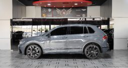 
										2021 TIGUAN R- LINE  BLACK EDITION  AGENCY WARRANTY full									