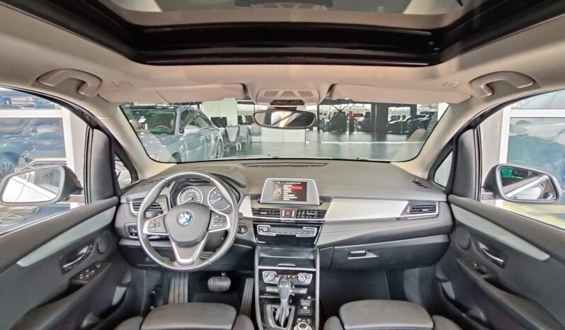 
								2015 BMW 2 SERIES  218i TOURER SPORT full									