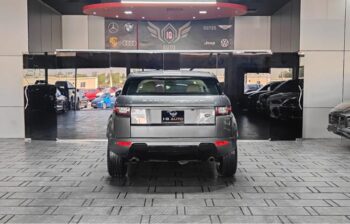 2017 RANGE ROVER EVOQUE SE Si4 UNDER WARRANTY |