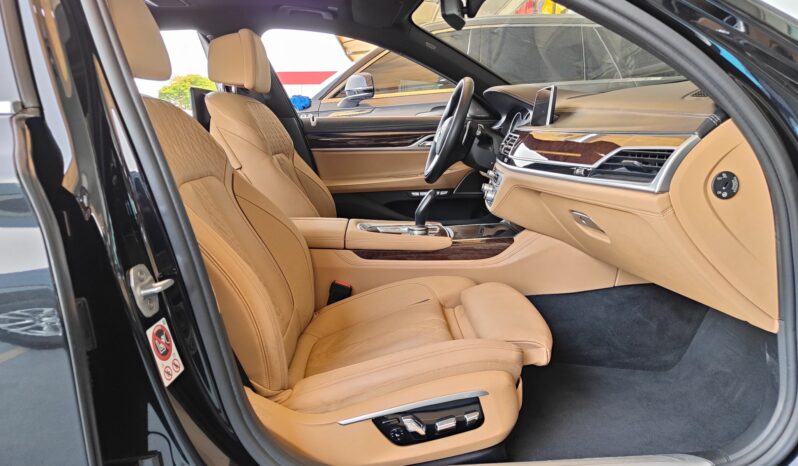 
								2016 BMW 7 SERIES 740Li M-SPORT FULLY LOADED full									