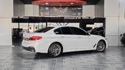 
										2018 BMW  5 SERIES 520I M-SPORT UNDER WARRANTY full									