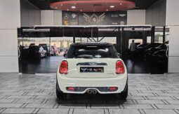 
										2018 MINI COOPER S | UNDER WARRANTY | LOW KM | ORIGINAL PAINT full									