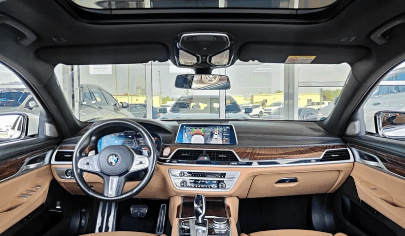 
								AED 2,850 P.M | 2021 BMW 730LI M-SPORT | PREMIUM WARRANTY | FULLY LOADED | ORIGINAL PAINT | GCC full									