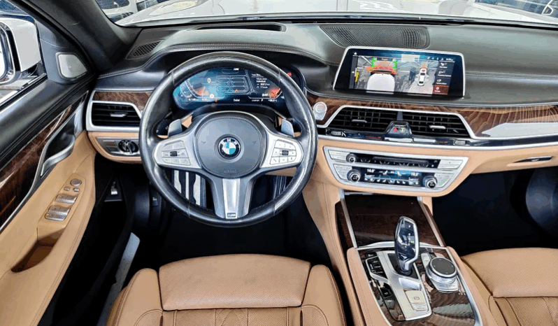 
								AED 2,850 P.M | 2021 BMW 730LI M-SPORT | PREMIUM WARRANTY | FULLY LOADED | ORIGINAL PAINT | GCC full									