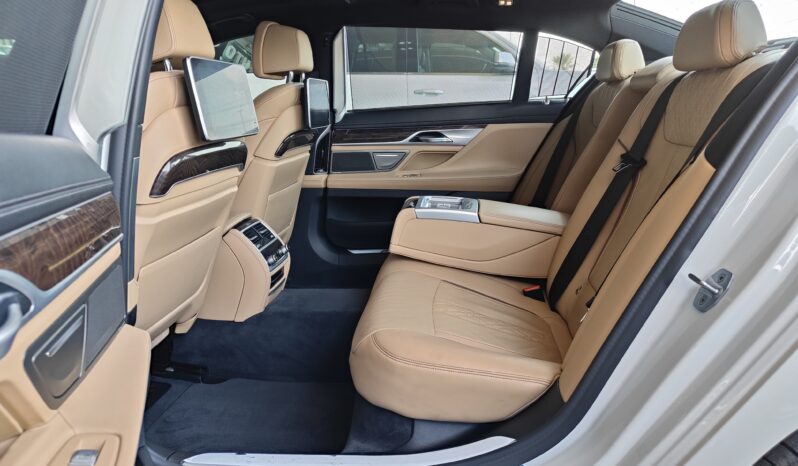 
								2021 BMW 730LI M-SPORT | PREMIUM WARRANTY | VIP FULLY LOADED | ORIGINAL PAINT | LOW MILAGE full									