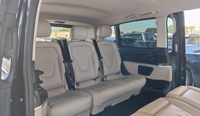 
								2018 MERCEDES-BENZ V250 | UNDER WARRANTY | 8 VIP SEATS full									