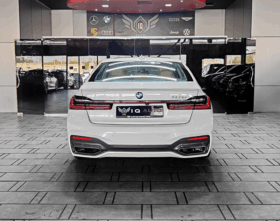 AED 2,850 P.M | 2021 BMW 730LI M-SPORT | PREMIUM WARRANTY | FULLY LOADED | ORIGINAL PAINT | GCC