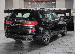 
										AED 3,250 P.M | 2020 BMW X7 XDRIVE 50I M-SPORT | UNDER WARRANTY | V8 4.4L | PILOT SEATS | GCC full									