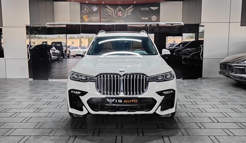 
								2019 BMW X7 XDRIVE50I M-SPORT | UNDER WARRANTY | V8 4.4L | VIP PILOT SEATS full									