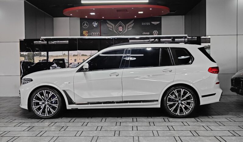 
								2019 BMW X7 XDRIVE50I M-SPORT | UNDER WARRANTY | V8 4.4L | VIP PILOT SEATS full									