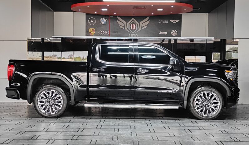 
								2023 GMC SIERRA DENALI ULTIMATE | AGENCY WARRANTY | V8 6.2L | SUNROOF full									