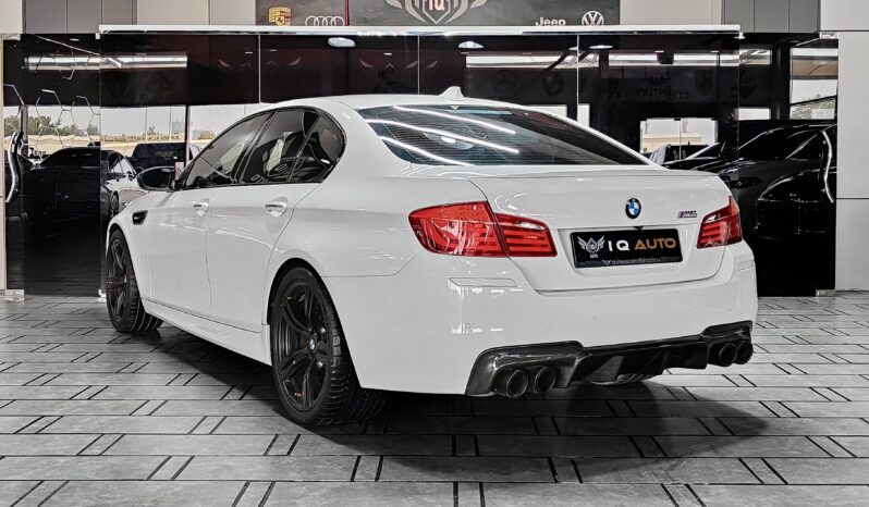 
								2013 BMW M5 | M-POWER | SERVICE HISTORY | GCC | full									