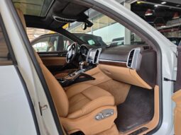 
										2013 Porsche Cayenne GTS | Full Service History | GCC full									