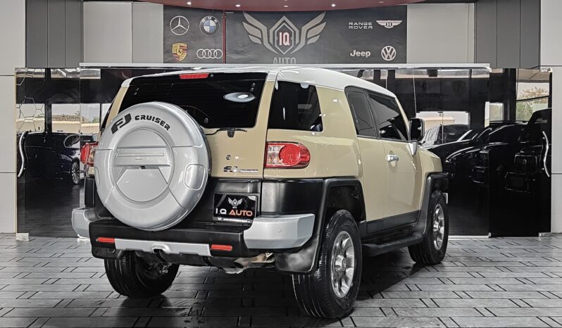 
								2013 Toyota FJ Cruiser | GCC | 75,000 AED full									