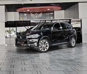 AED 2,050 P.M | 2016 BMW X5 xDrive 35i | Under Warranty | GCC