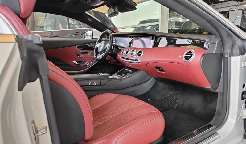 
								AED 2,650 P.M | Mercedes Benz S 500 Coupe | 4MATIC | Under Warranty | GCC full									