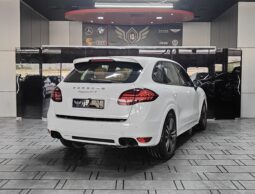 
										2013 Porsche Cayenne GTS | Full Service History | GCC full									