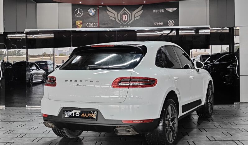 
								AED 1,250 P.M | 2018 Porsche Macan | Under Warranty | GCC full									