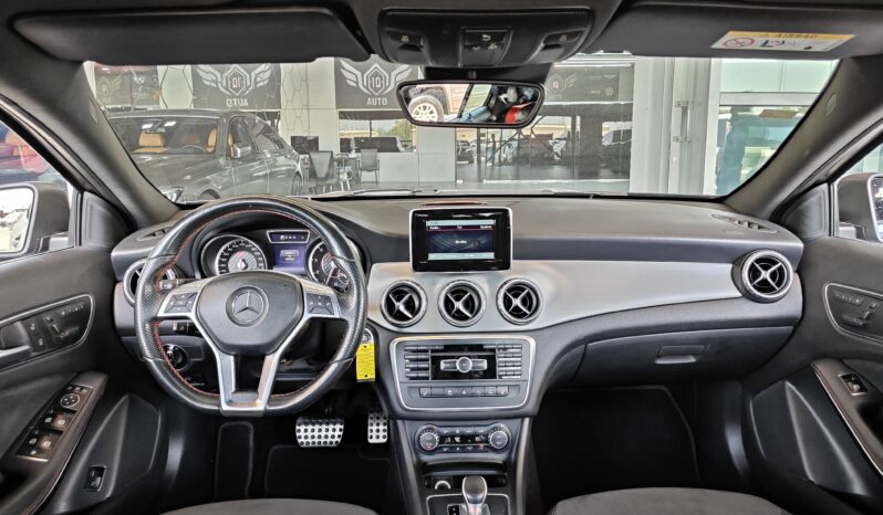
								2015 Mercedes Benz GLA 45 AMG full									