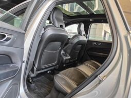 
										AED 950 P.M | 2019 VOLVO XC60 T6 R-DESIGN | UNDER WARRANTY | FULL PANORAMIC VIEW | GCC full									