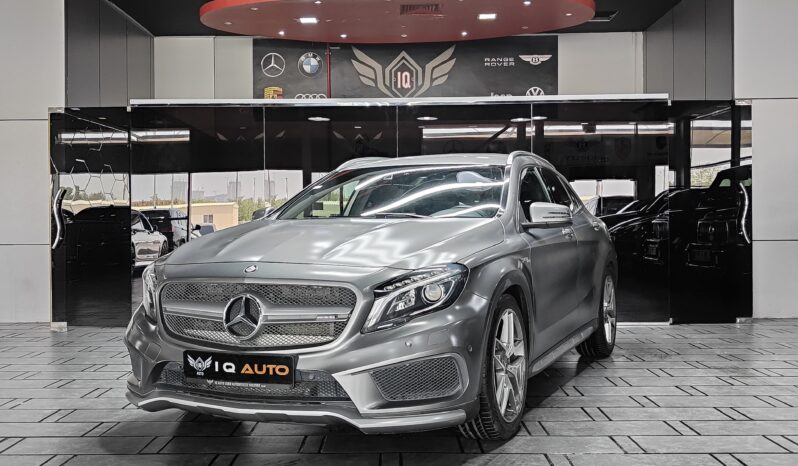 
								2015 Mercedes Benz GLA 45 AMG full									