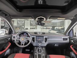 
										AED 1,250 P.M | 2018 Porsche Macan | Under Warranty | GCC full									