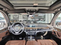 
										AED 1,800 P.M | 2016 BMW X5 xDrive 35i | Under Warranty | GCC full									