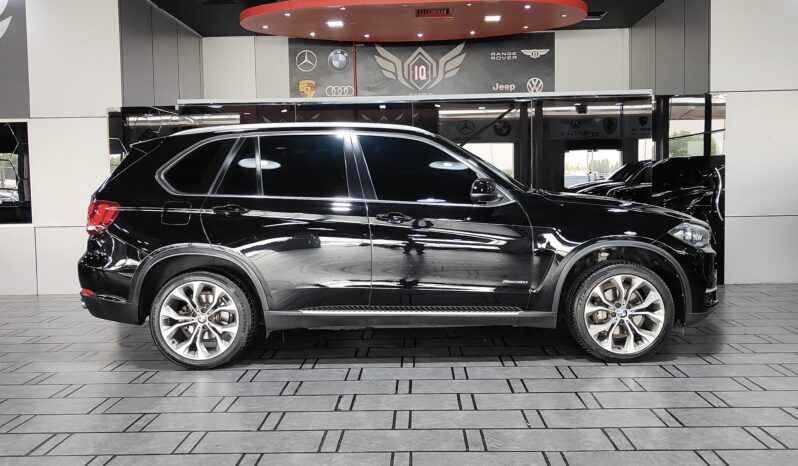
								AED 1,800 P.M | 2016 BMW X5 xDrive 35i | Under Warranty | GCC full									