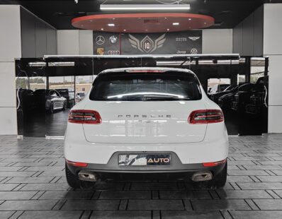 AED 1,250 P.M | 2018 Porsche Macan | Under Warranty | GCC