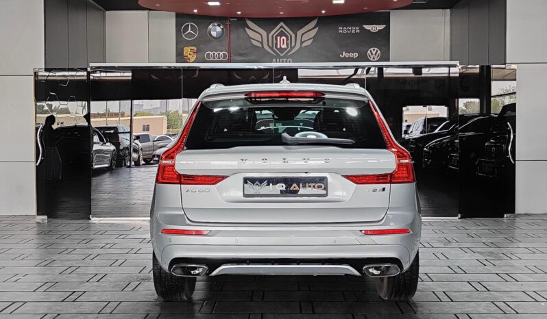 
								AED 950 P.M | 2019 VOLVO XC60 T6 R-DESIGN | UNDER WARRANTY | FULL PANORAMIC VIEW | GCC full									