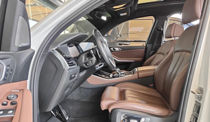 
								AED 2,990 P.M | 2022 BMW X5 40i M-Sport | Fully Loaded | Under Warranty | GCC full									