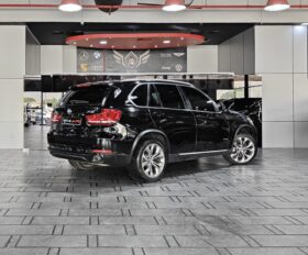 AED 2,050 P.M | 2016 BMW X5 xDrive 35i | Under Warranty | GCC