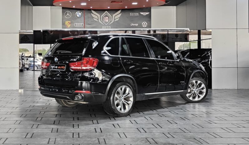 
								AED 1,800 P.M | 2016 BMW X5 xDrive 35i | Under Warranty | GCC full									