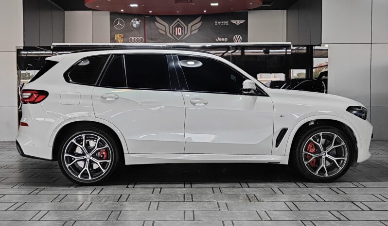 
								AED 2,990 P.M | 2022 BMW X5 40i M-Sport | Fully Loaded | Under Warranty | GCC full									