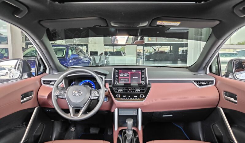 
								2023 Toyota Corolla Cross | Hybrid | Under Warranty | GCC | full									