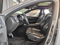 
										AED 950 P.M | 2019 VOLVO XC60 T6 R-DESIGN | UNDER WARRANTY | FULL PANORAMIC VIEW | GCC full									