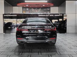 
										AED 2,600 P.M | 2022 BMW 730LI M-Sport | Under Warranty | GCC | Fully Loaded full									