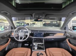 
										AED 2,900 P.M | 2022 Audi Q8 Quattro 55 TFSI | Under Warranty | GCC full									