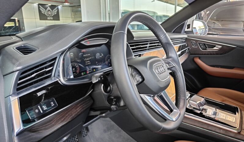 
								AED 2,900 P.M | 2022 Audi Q8 Quattro 55 TFSI | Under Warranty | GCC full									