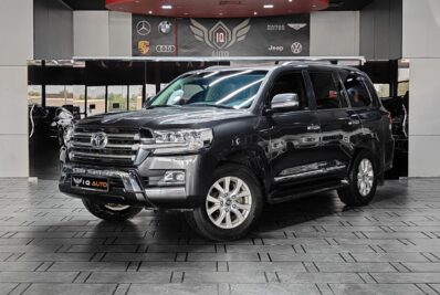 AED 3,700 P.M | 2017 Toyota Land Cruiser G.XR | GCC Specs |