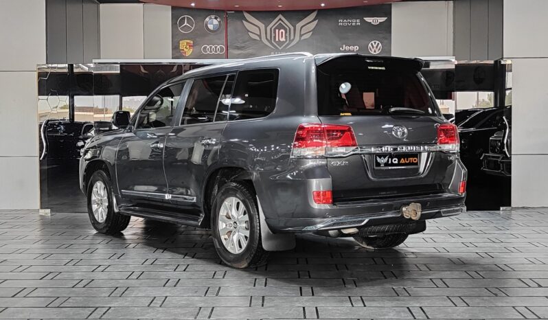 
								AED 3,700 P.M | 2017 Toyota Land Cruiser G.XR | GCC Specs | full									