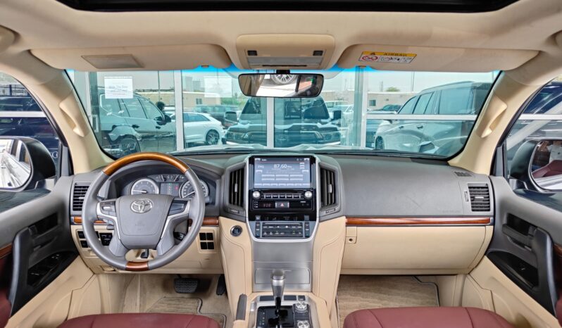 
								AED 3,700 P.M | 2017 Toyota Land Cruiser G.XR | GCC Specs | full									
