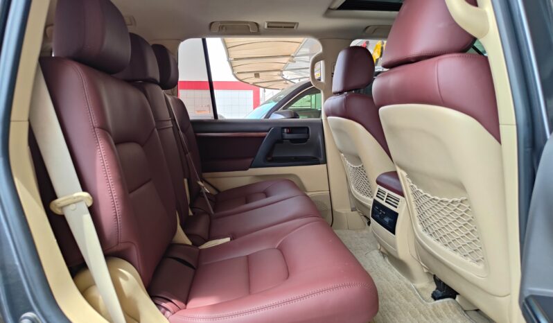 
								AED 3,700 P.M | 2017 Toyota Land Cruiser G.XR | GCC Specs | full									