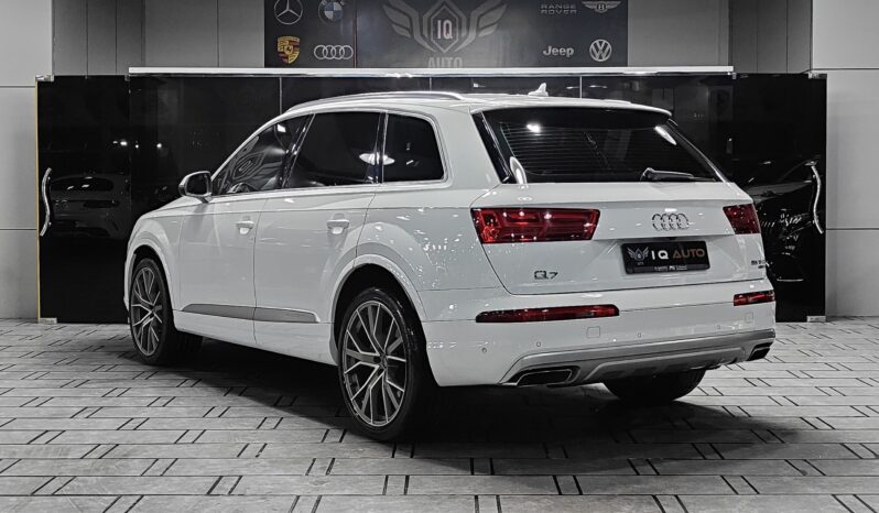 
								AED 2,000 P.M | 2019 Audi Q7 55 TFSI Quattro | GCC | full									